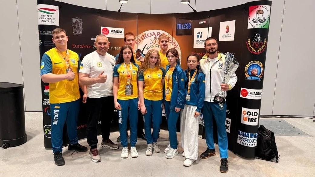 Тріумф в Угорщині: збірна Сумщини здобула шістнадцять нагород європейської першості з армреслінгу
