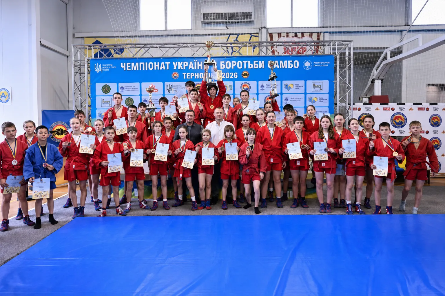 Сумщина серед лідерів: юні самбісти привезли чотири медалі з Тернополя