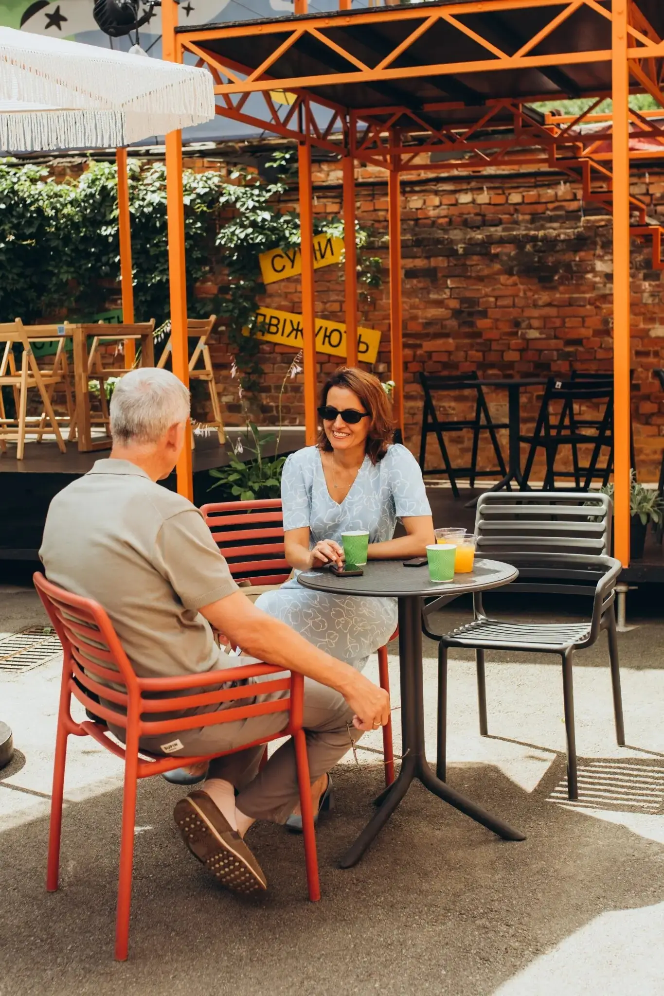 Смачні вихідні: графік та меню «Дворика на Кузнечній»